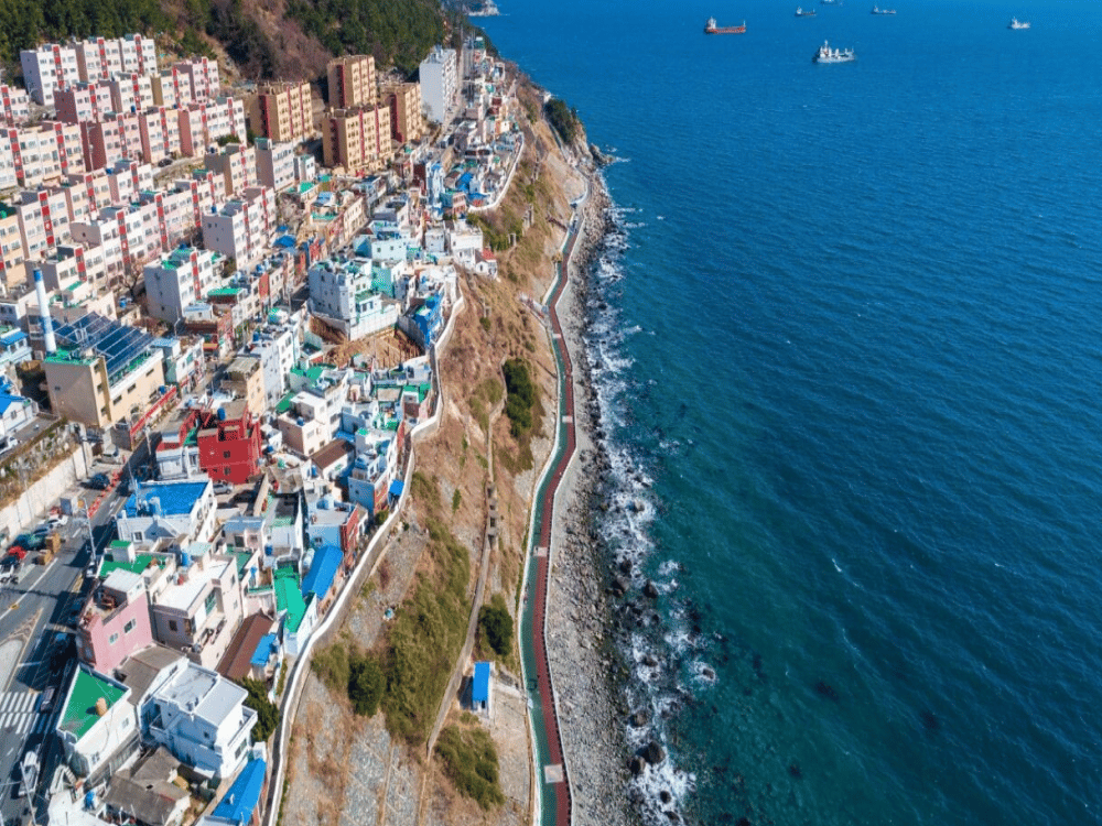 Huinnyeoul Culture Village