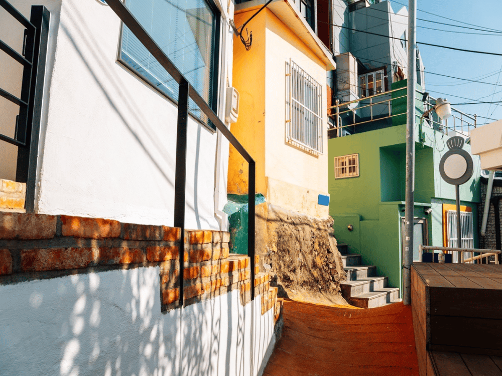 Busan: Huinnyeoul Culture Village | ®ExcursionMania