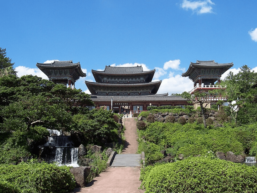 Yakchunsa Temple
