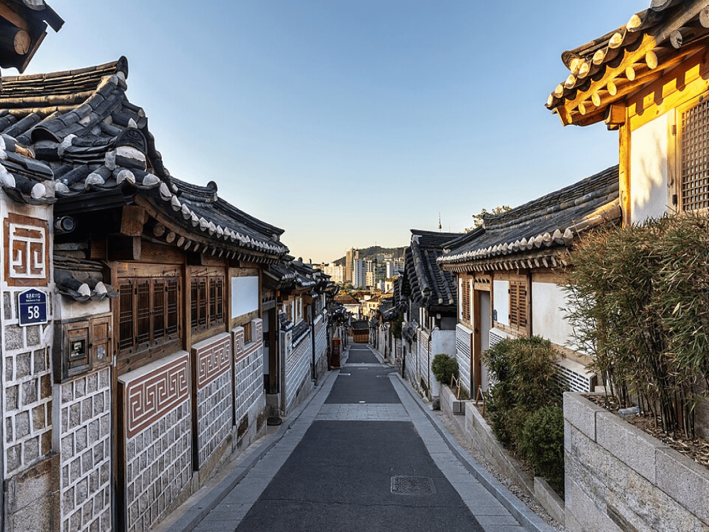 Seoul: Bukchon Hanok Village | ®ExcursionMania