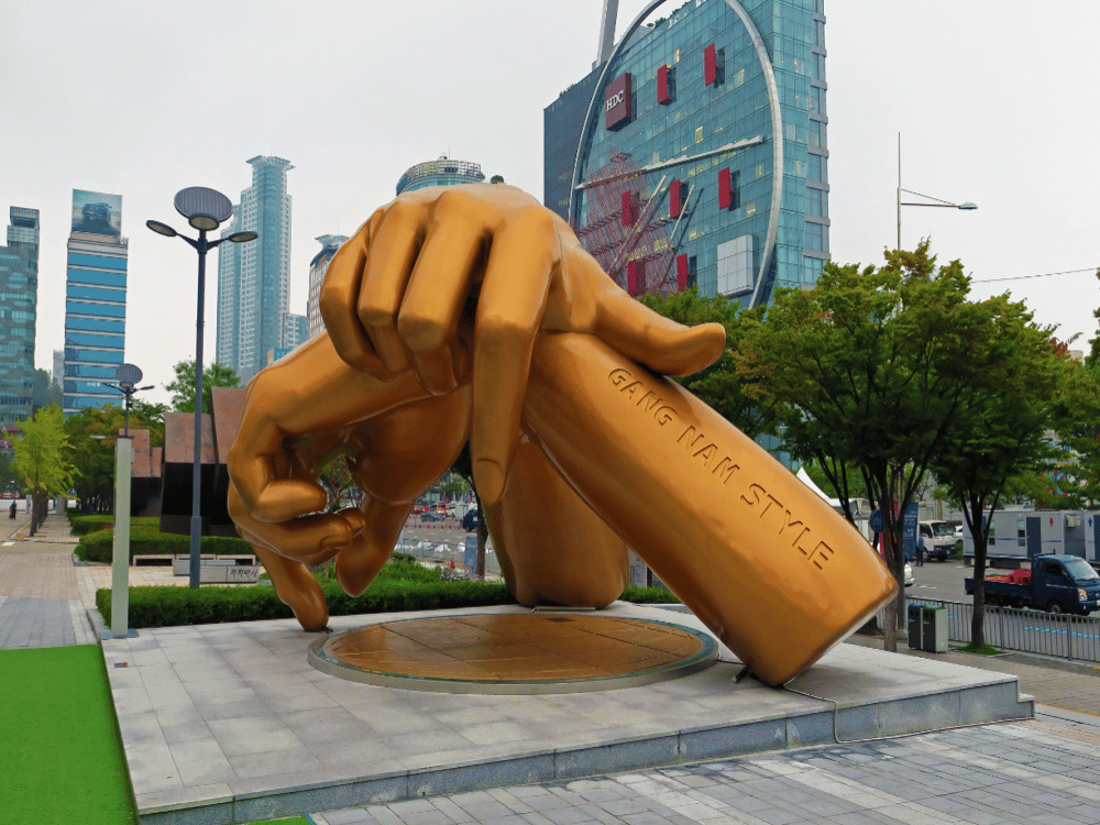 Gangnam Style Sculpture