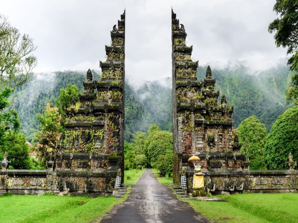 Top 10 Must-Visit Attractions in Bali for First-Time Travelers
