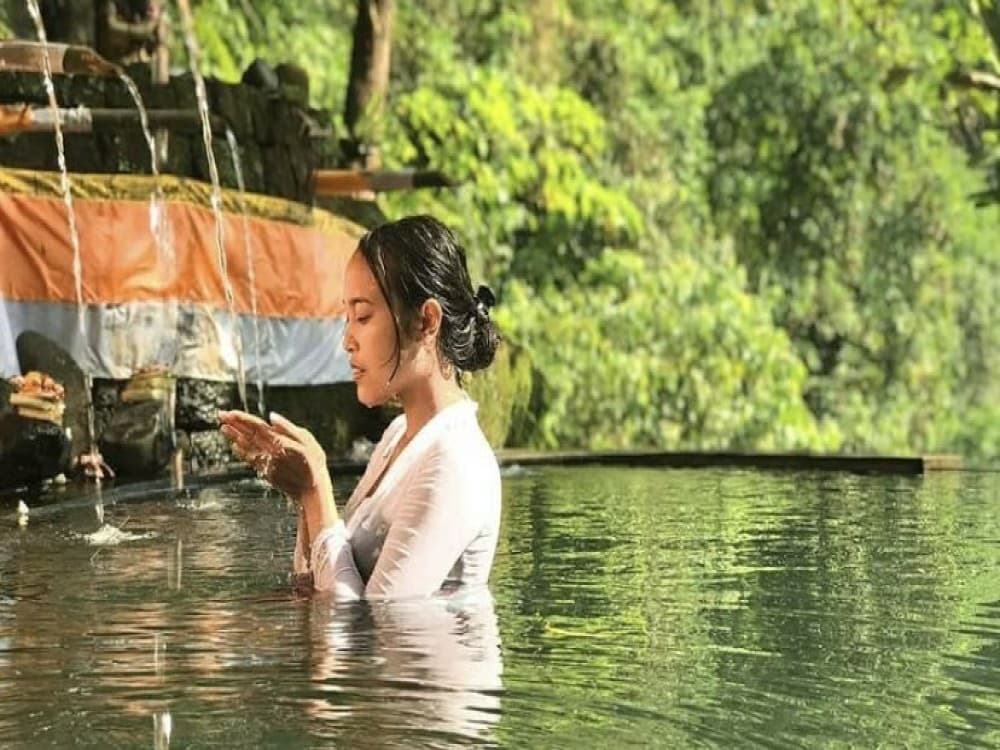 How to Experience Bali’s Rich Spiritual Culture?