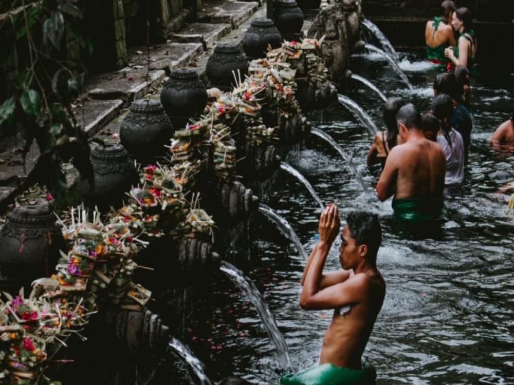 How to Experience Bali’s Rich Spiritual Culture?