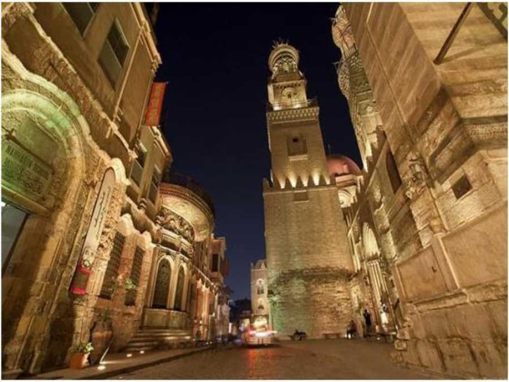 Discovering Islamic Cairo: Mosques, Markets, and Historic Streets