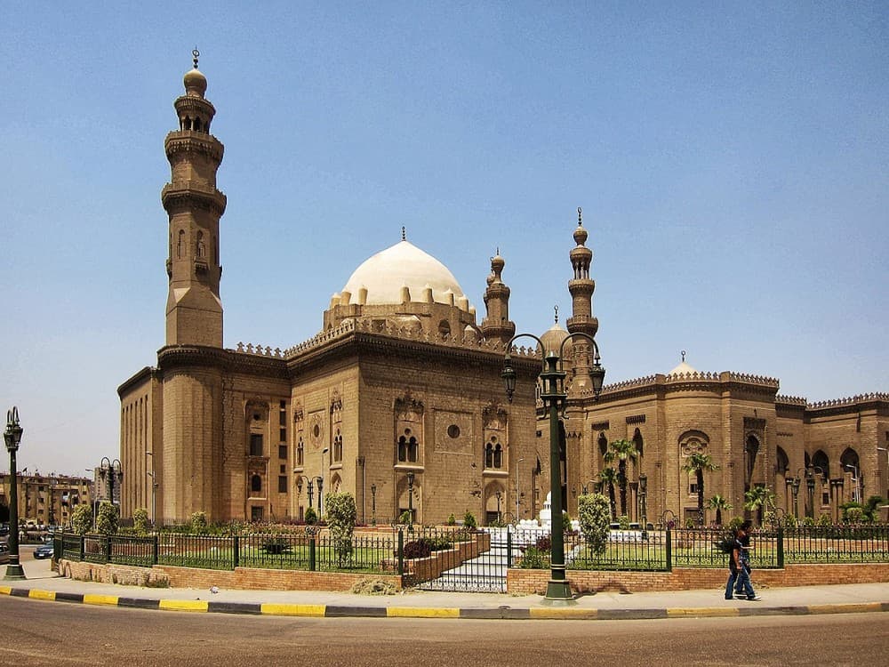 Discovering Islamic Cairo: Mosques, Markets, and Historic Streets
