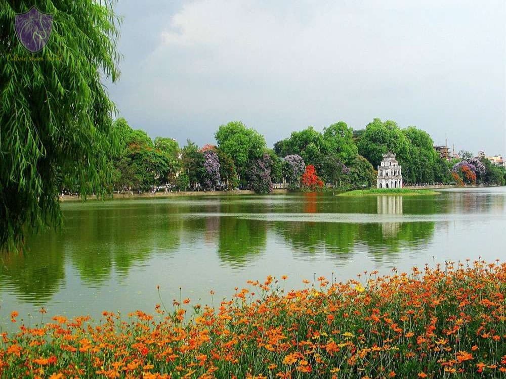 Hoan Kiem Lake and Ngoc Son Temple