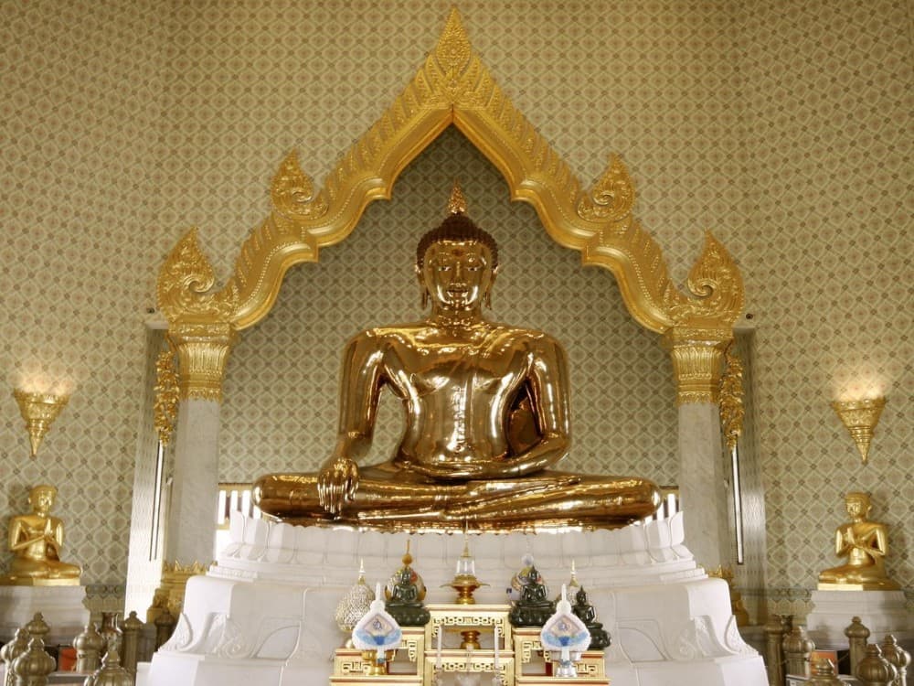 Temple of the Golden Buddha (Wat Traimit)
