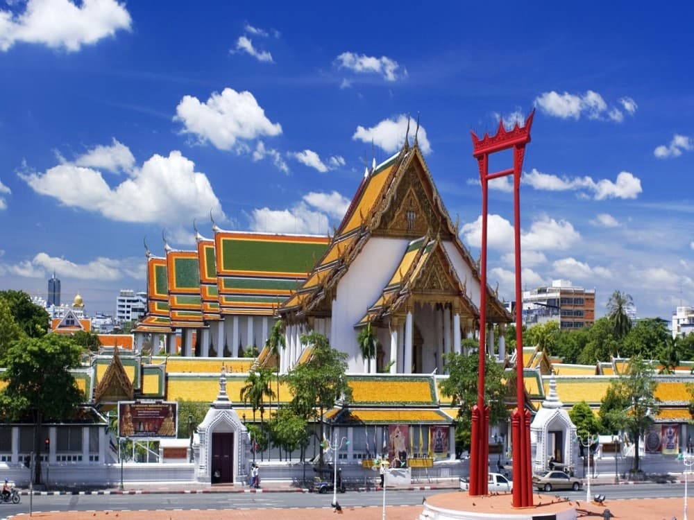 Bangkok: Wat Suthat Thepwararam | ®ExcursionMania