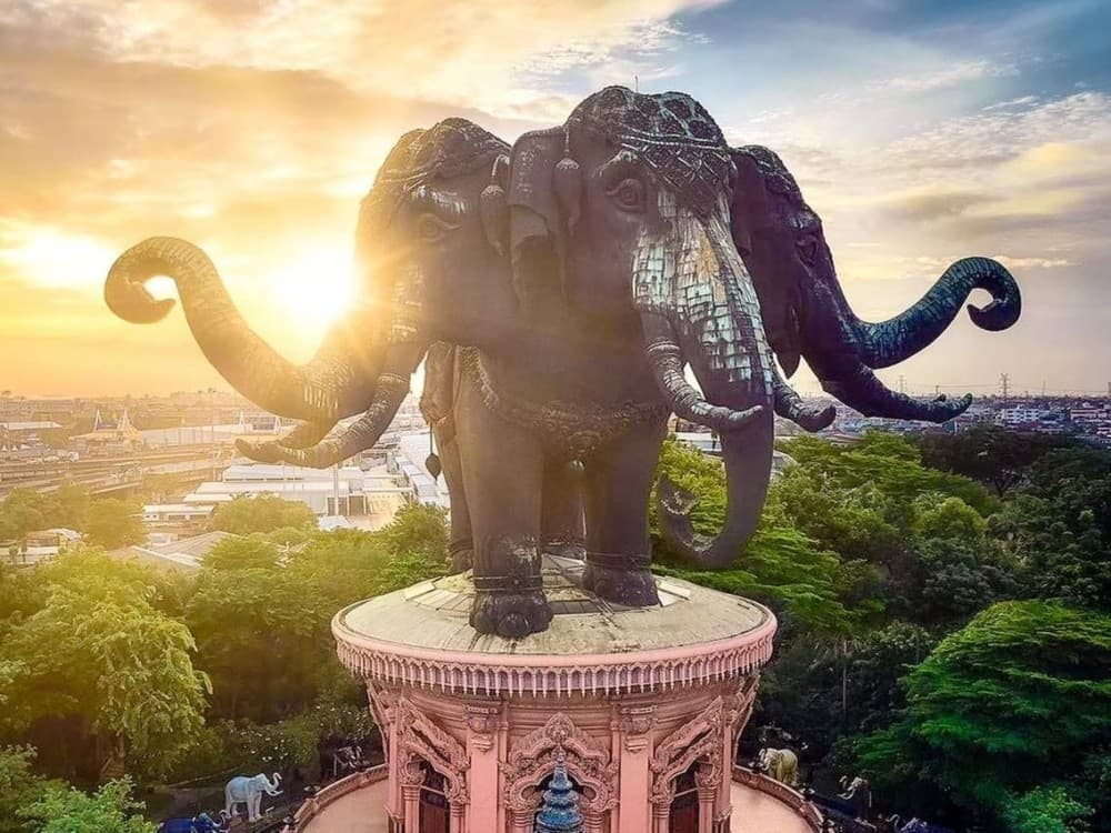 Bangkok: Erawan Museum | ®ExcursionMania