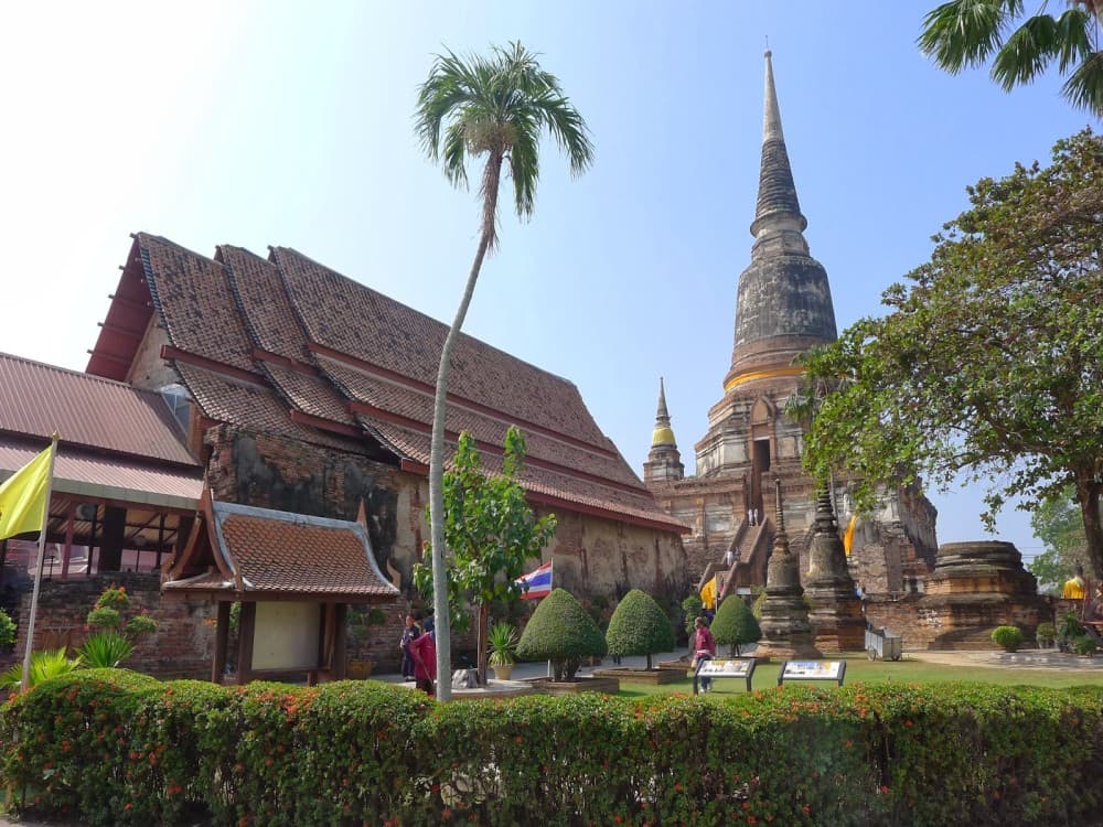  Wat Yai Chai Mongkhon