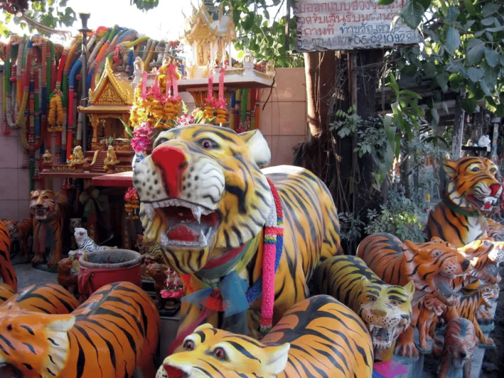 Tiger God Shrine (San Chao Pho Suea)