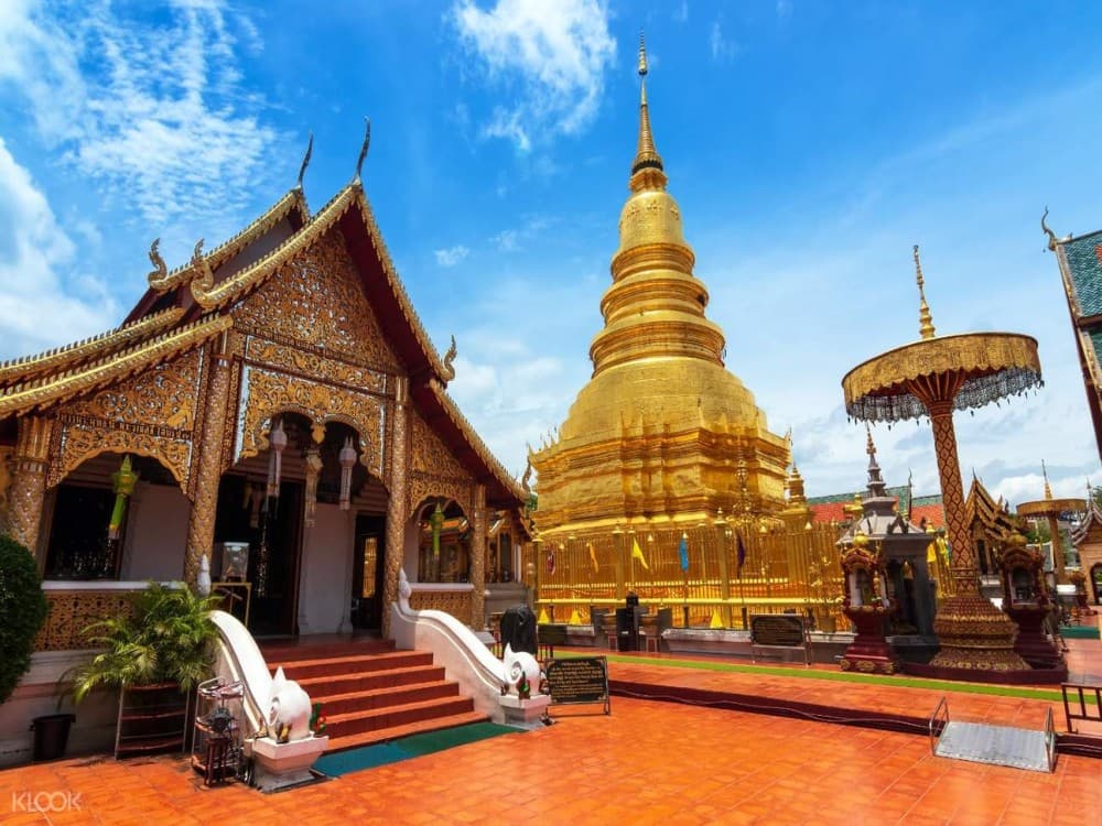 Wat Phra That Hariphunchai 