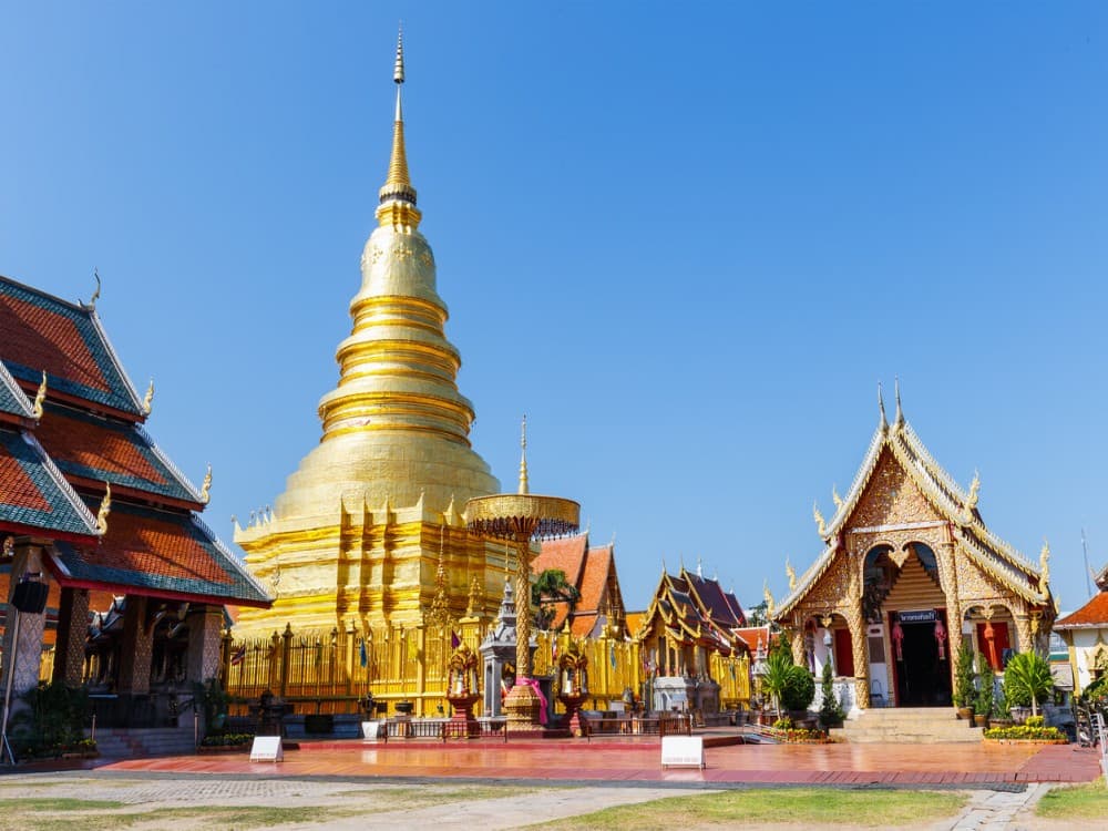 Wat Phra That Hariphunchai 