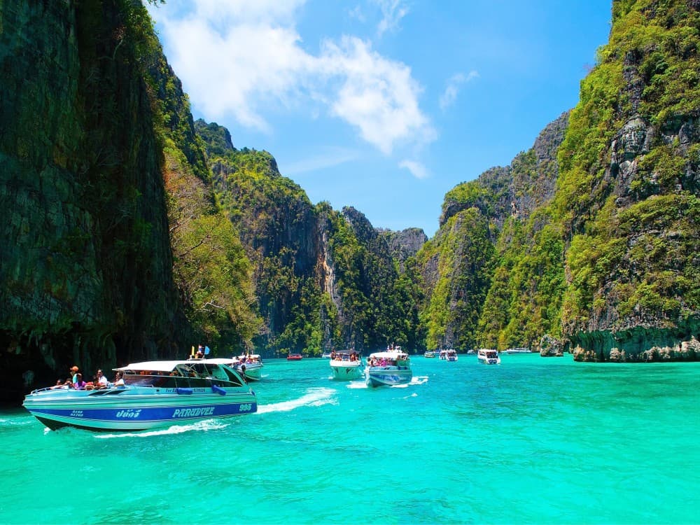 Phi Phi Islands (Koh Phi Phi) 