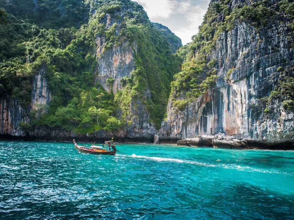 Phi Phi Islands (Koh Phi Phi) 