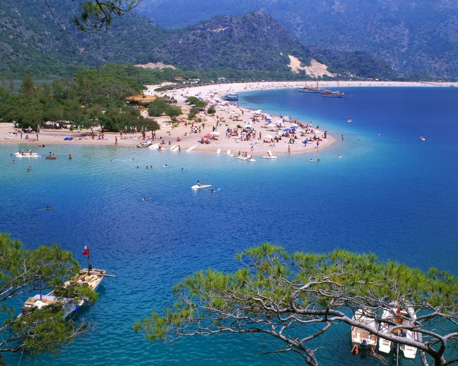 The Best Time to Visit Ölüdeniz: When to Go for Perfect Weather and Events