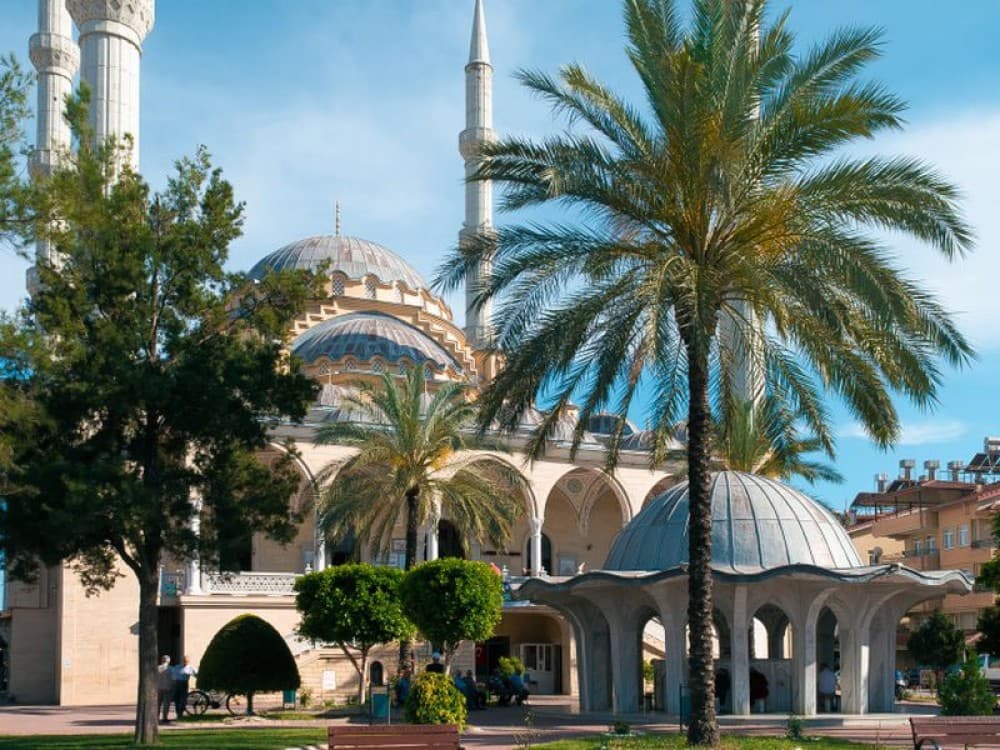 Cultural Delights: Exploring Manavgat’s History and Local Traditions