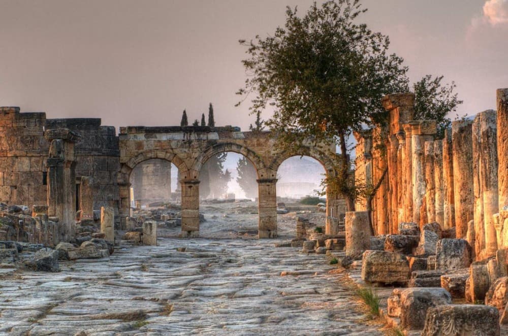 First-Time Visitor’s Guide to Pamukkale: Top Things to Do