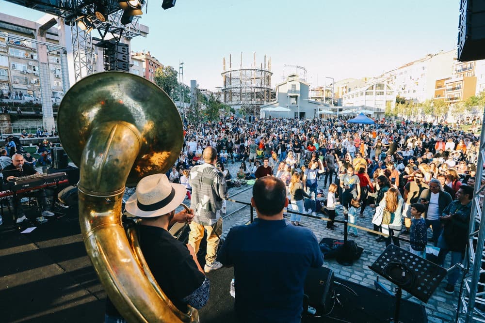 Nightlife & Present-Day Vibes: Istanbul After Dark