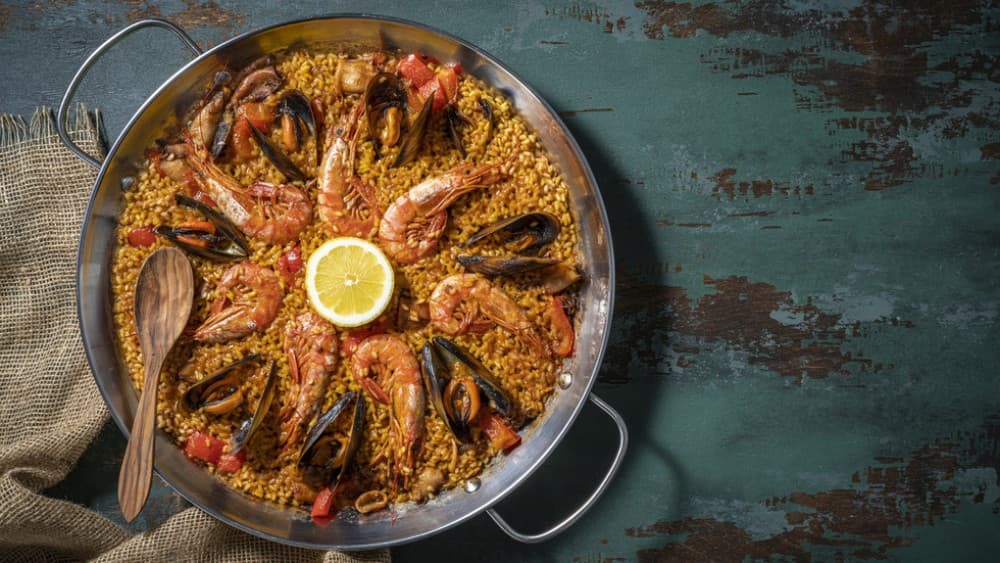 A Food Lover's Guide to Barcelona: What to Eat and Where