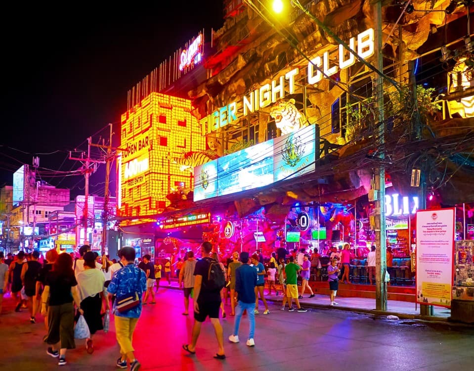 Top 10 Must-Do Activities in Phuket for an Unforgettable Trip