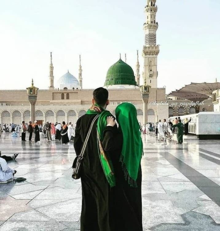 Cultural Etiquette in Medina: How to Respect Local Traditions