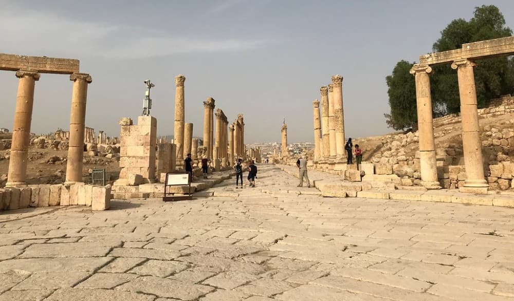 Top 5 Must-See Attractions in Jerash for First-Time Visitors