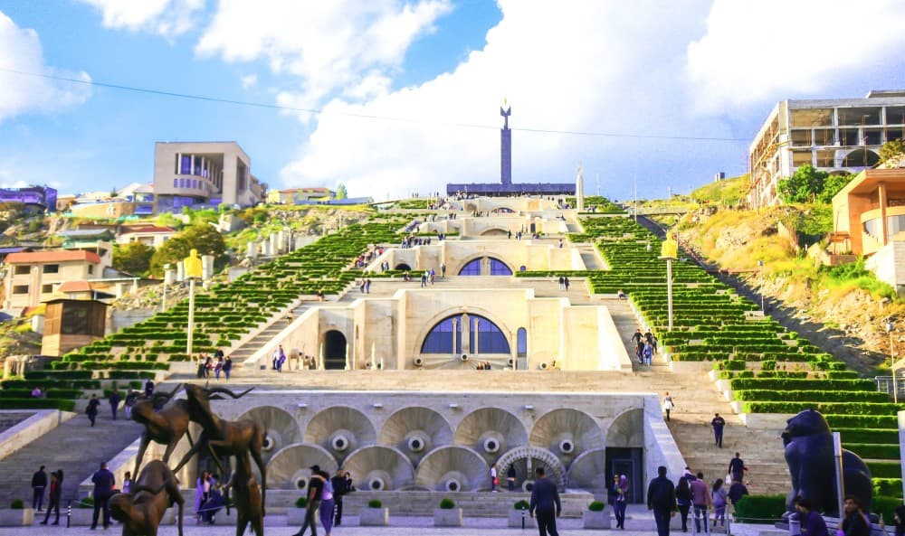 Top 5 Must-See Attractions in Yerevan for First-Time Visitors