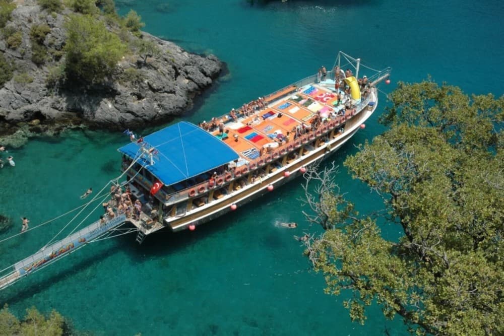 Adventure Awaits: Paragliding and Other Thrilling Activities in Ölüdeniz