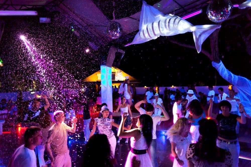 Top Things to Do in Çeşme: A Traveler’s Guide to Sun, History, and Fun