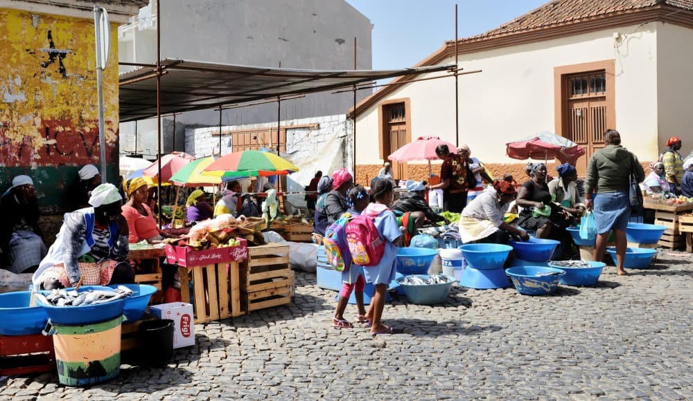 Where to Eat in Sal, Cape Verde: A Food Lover’s Guide to Local Cuisine