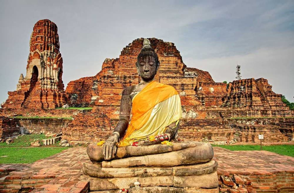 Exploring the Ancient Ruins of Ayutthaya: A Historical Journey