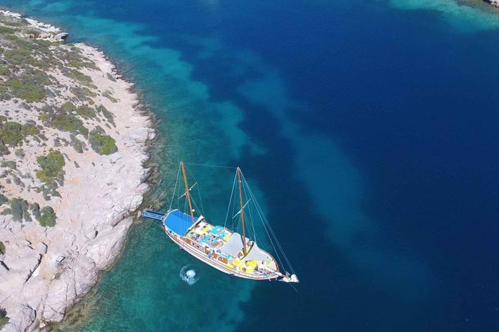 A First-Timer’s Guide to Exploring Çeşme: Sun, Sea, and Hidden Gems