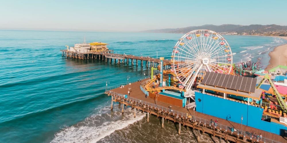 Iconic Los Angeles: Must-See Landmarks and Attractions