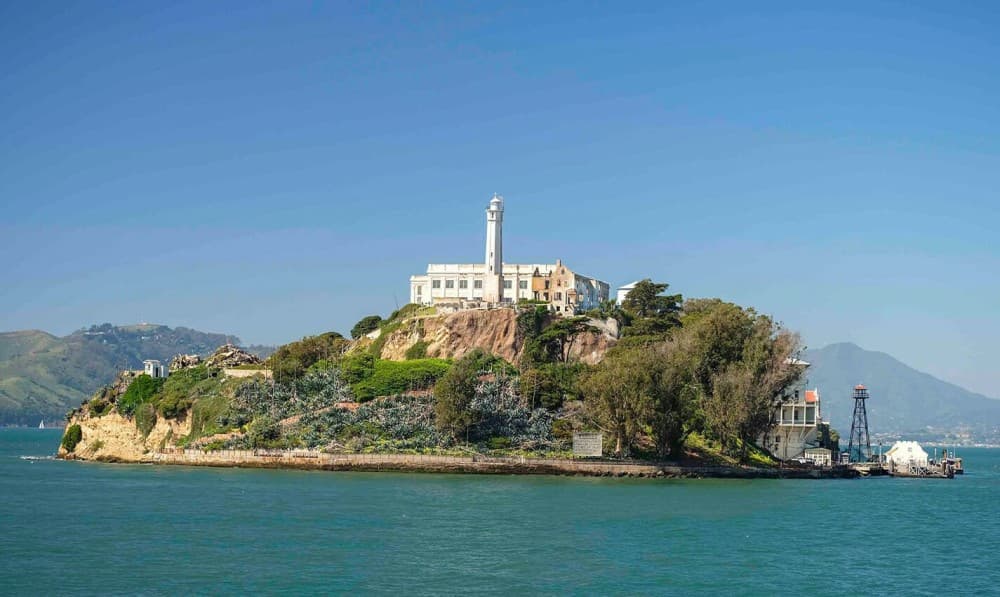 Top 5 Must-See Attractions in San Francisco
