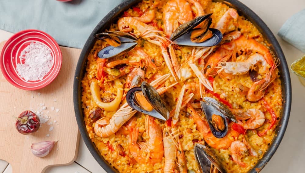 A Food Lover’s Guide to Ibiza: The Best Local Dishes to Try