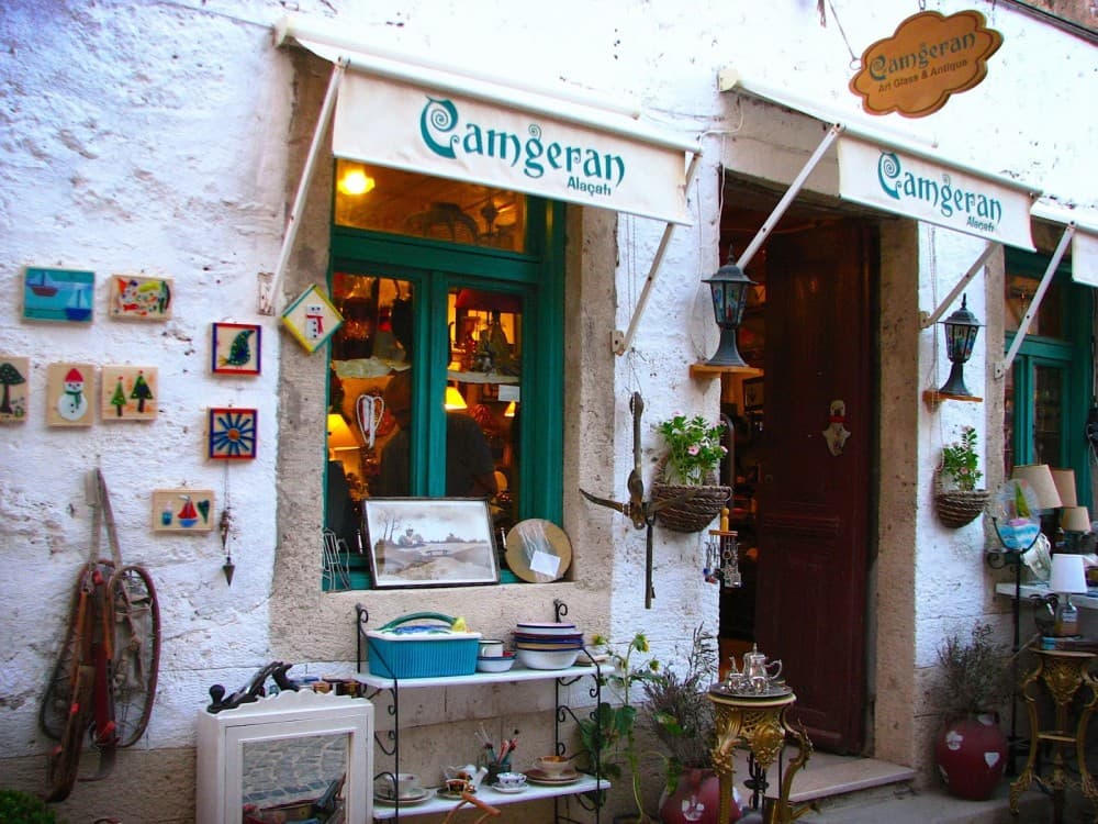 Exploring the Beautiful Aegean Coast: Day Trips from Izmir