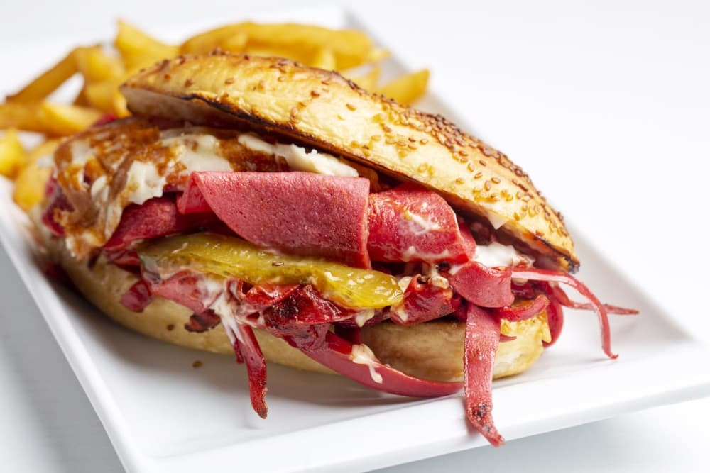 A First-Timer’s Guide to Exploring Çeşme: Sun, Sea, and Hidden Gems