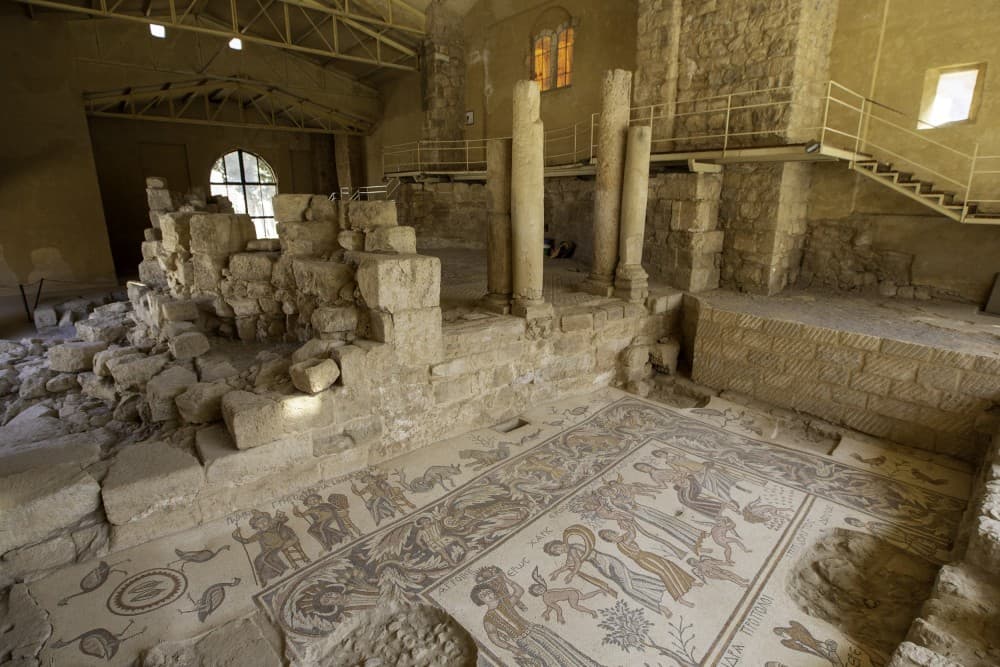 A Perfect Day in Madaba: Exploring the Best Sights, Sounds, and Tastes