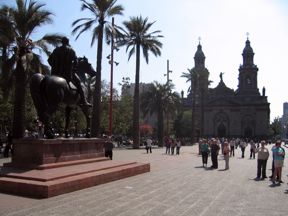 Santiago Unveiled: Must-See Attractions for First-Time Visitors