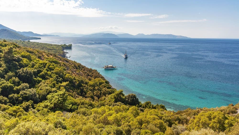 A Nature Lover’s Guide to Altınkum: Exploring the Outdoors