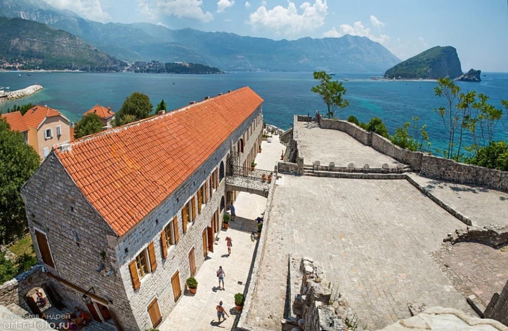Budva’s Old Town: A Journey Through History and Culture