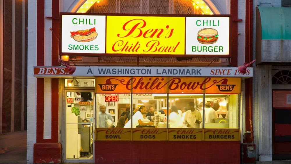 A Food Lover’s Guide to Washington DC: Best Eats and Local Favorites