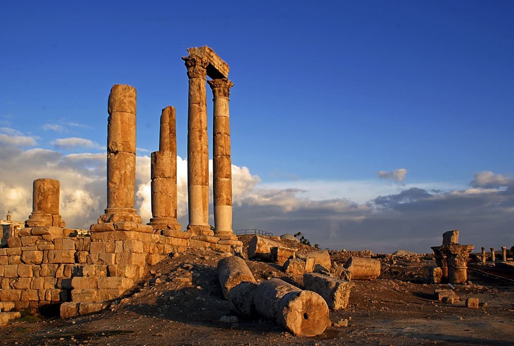 Top 10 Must-See Attractions in Amman: Discover Jordan’s Historic Heart