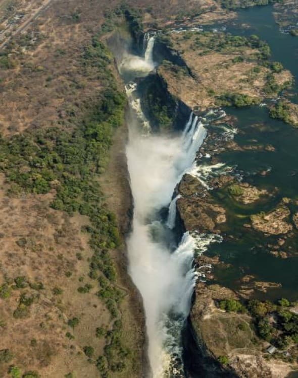 Effortless Travel Begins with Reliable Airport Transfers in Livingstone