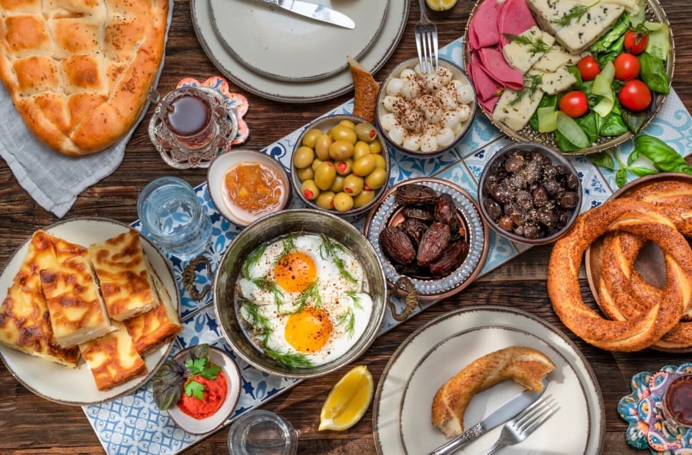 Exploring the Culinary Delights of Ölüdeniz: Must-Try Foods