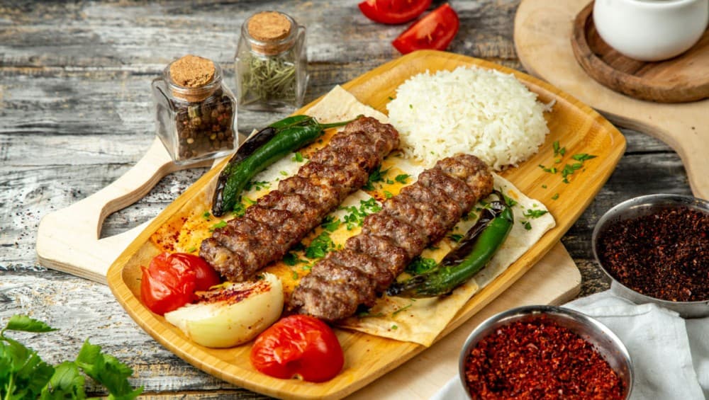 A Food Lover’s Guide to Manavgat: What to Eat and Where