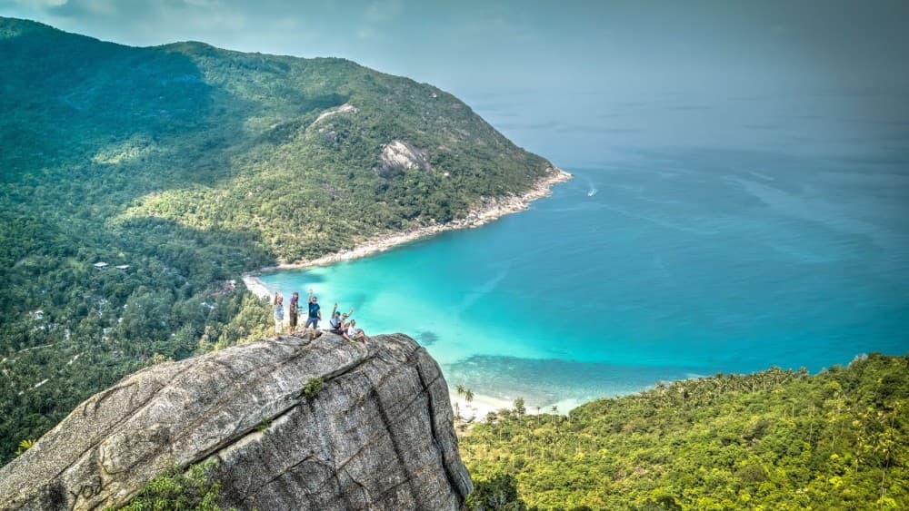 A Day in Ha Long: How to Make the Most of Your Time in this Coastal Paradise