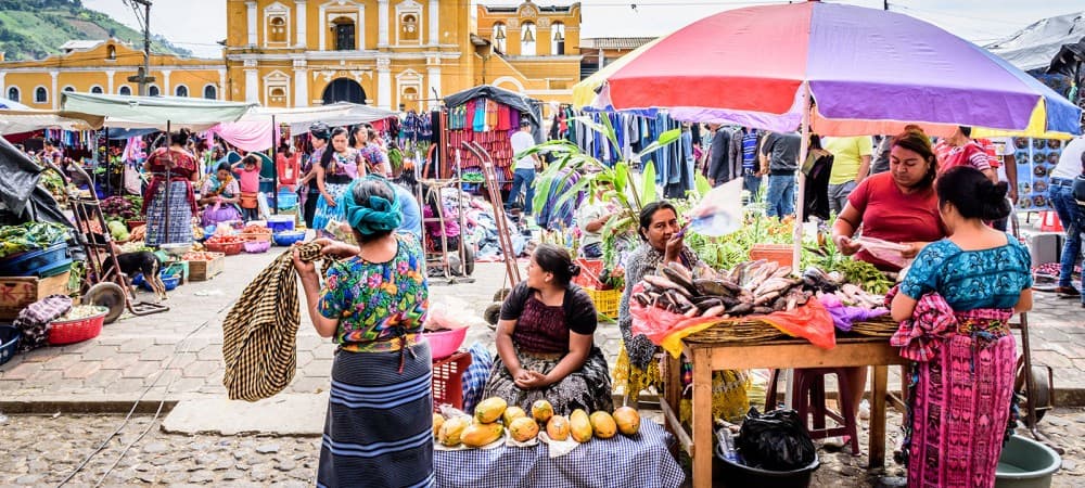 Cultural Encounters in Sal: Music, Traditions, and Local Markets